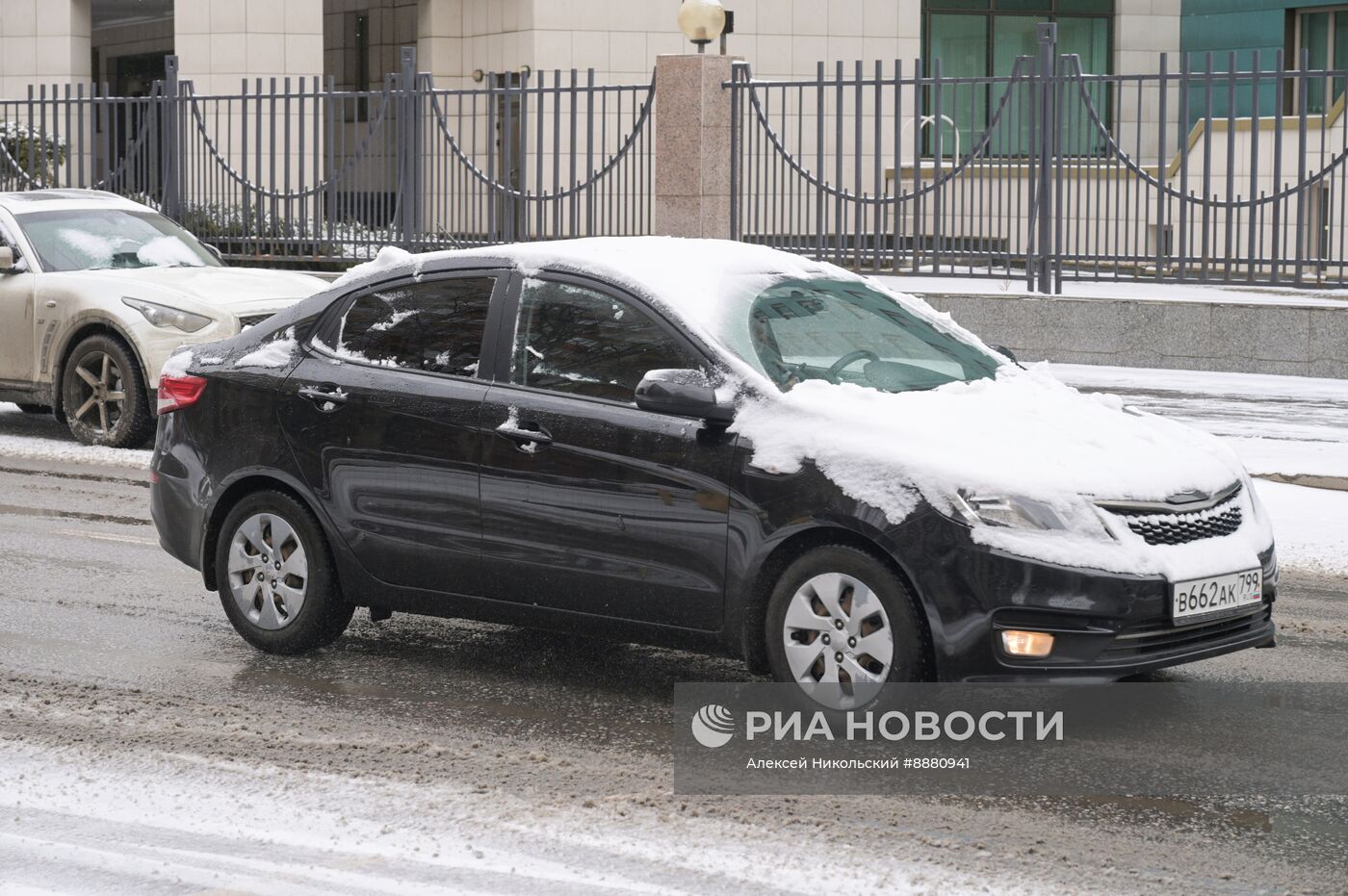 Снег в Москве