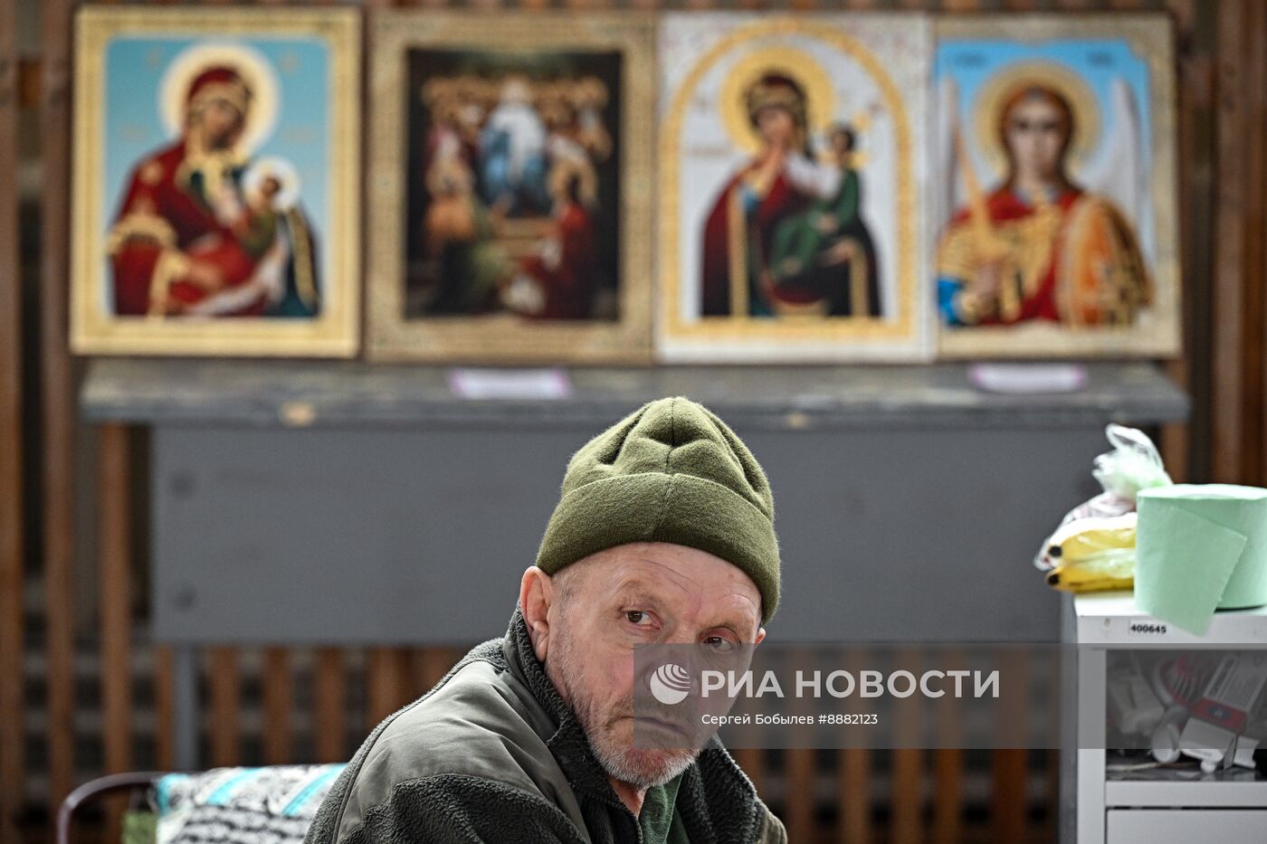 Эвакуированные из Суджи мирные жители