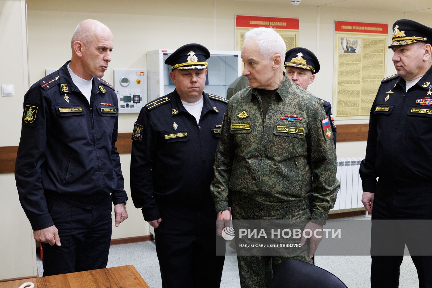 Министр обороны РФ А. Белоусов проинспектировал объекты инфраструктуры Каспийской флотилии