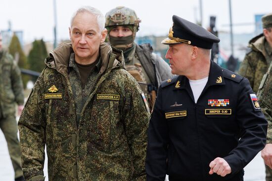 Министр обороны РФ А. Белоусов проинспектировал объекты инфраструктуры Каспийской флотилии