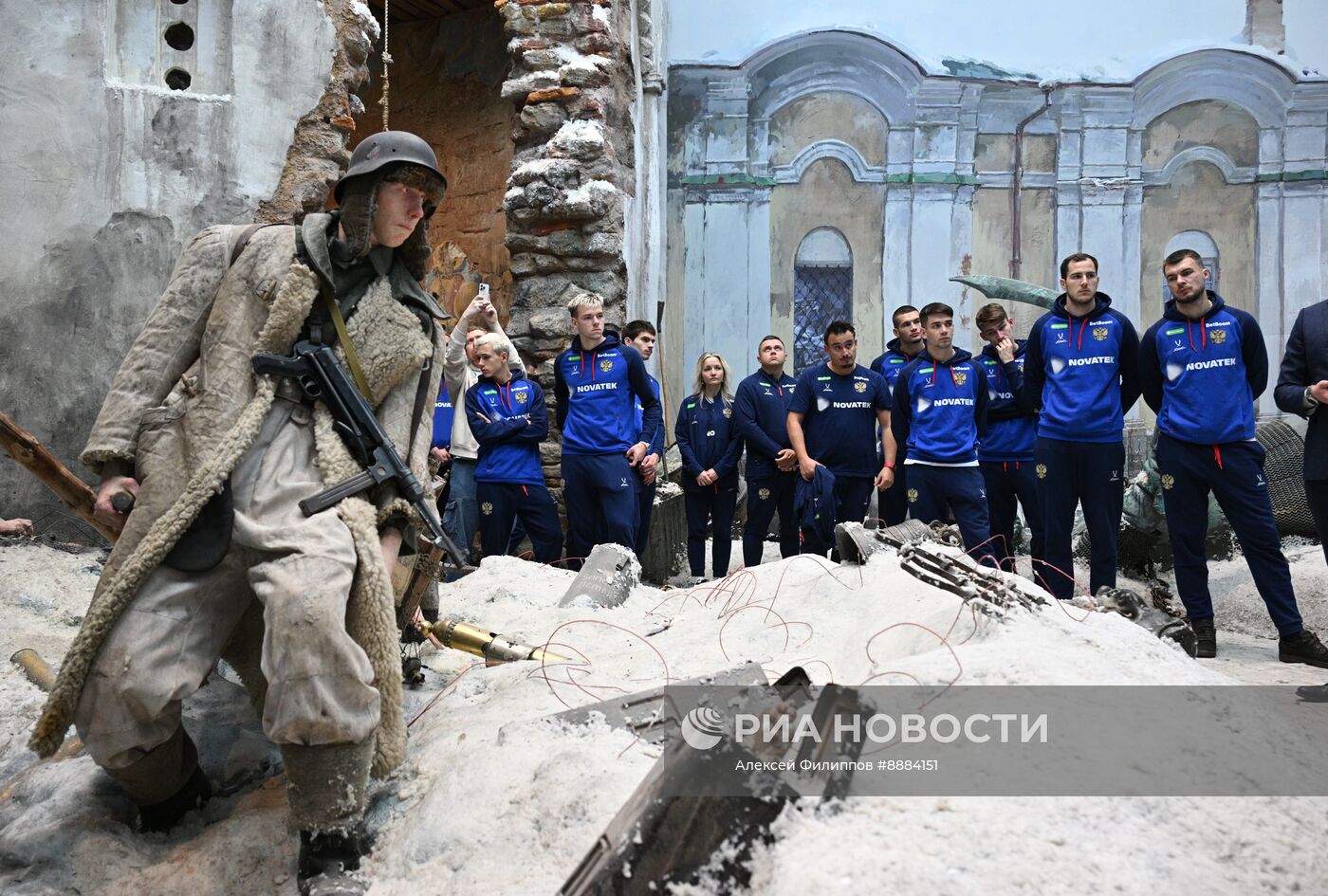 Сборная России по футболу посетила Музей Победы на Поклонной горе