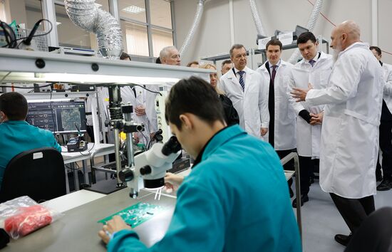 Разработка систем искусственного интеллекта для беспилотных транспортных средств