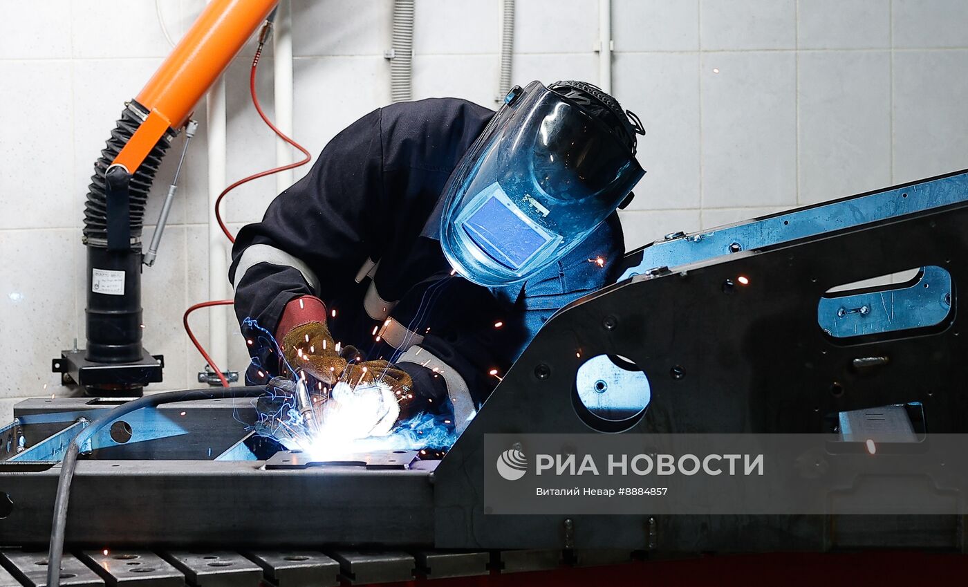 Разработка систем искусственного интеллекта для беспилотных транспортных средств