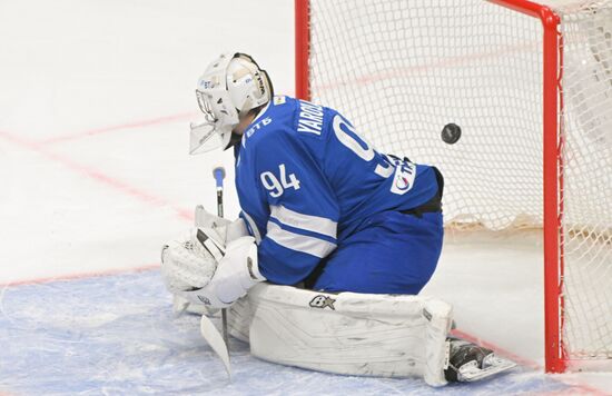 Хоккей. КХЛ. Матч "Динамо М" - "Локомотив"