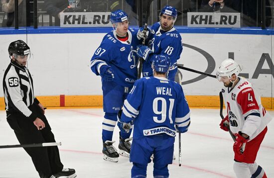 Хоккей. КХЛ. Матч "Динамо М" - "Локомотив"