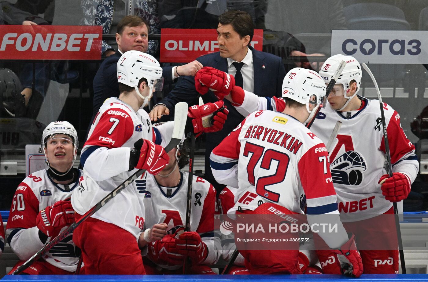 Хоккей. КХЛ. Матч "Динамо М" - "Локомотив"