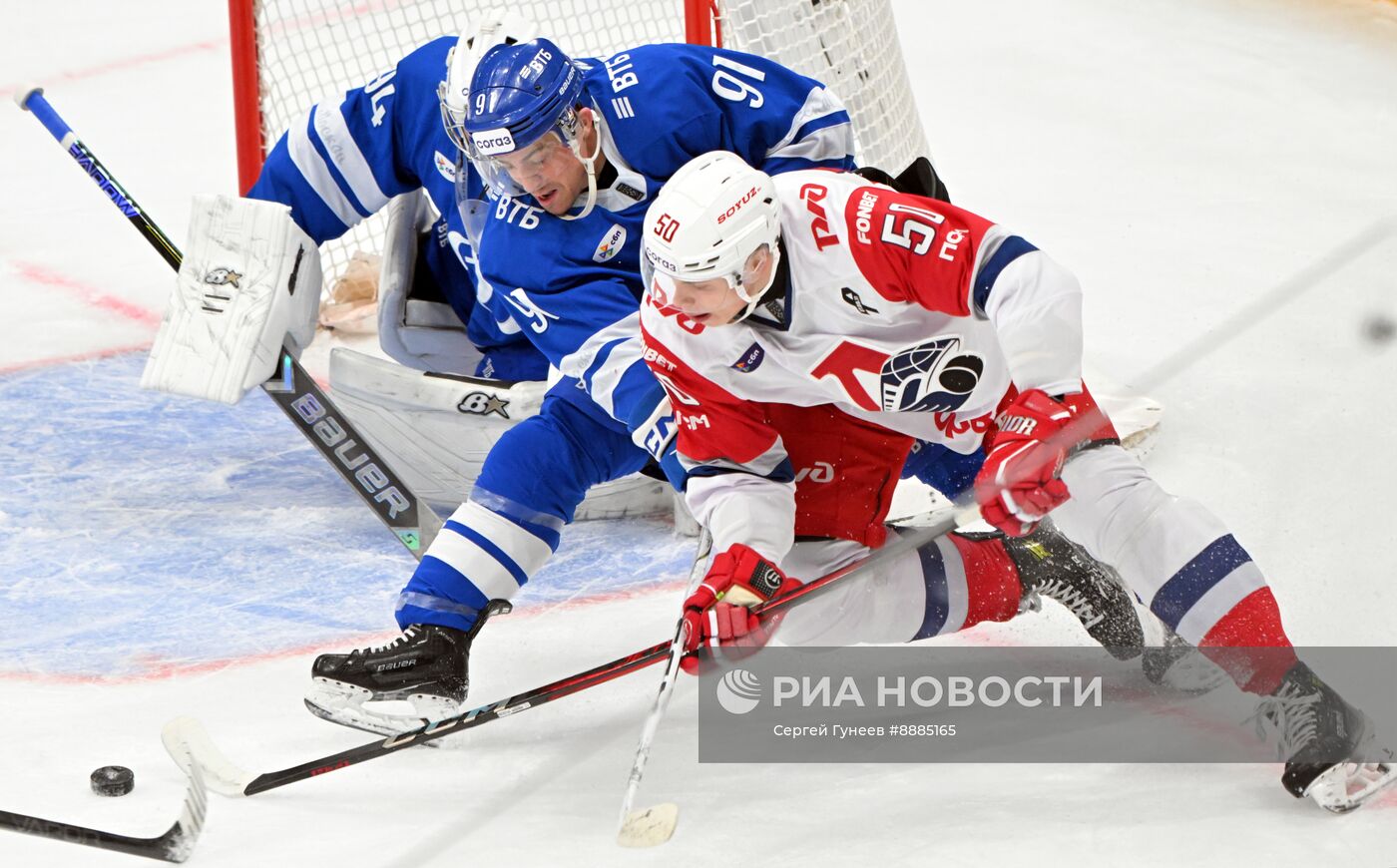 Хоккей. КХЛ. Матч "Динамо М" - "Локомотив"