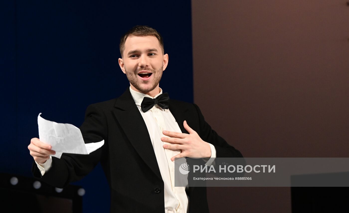 Спектакль "Маленькая опера" в Малом театре
