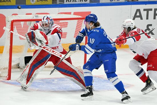 Хоккей. КХЛ. Матч "Динамо М" - "Локомотив"