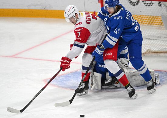 Хоккей. КХЛ. Матч "Динамо М" - "Локомотив"