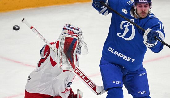 Хоккей. КХЛ. Матч "Динамо М" - "Локомотив"