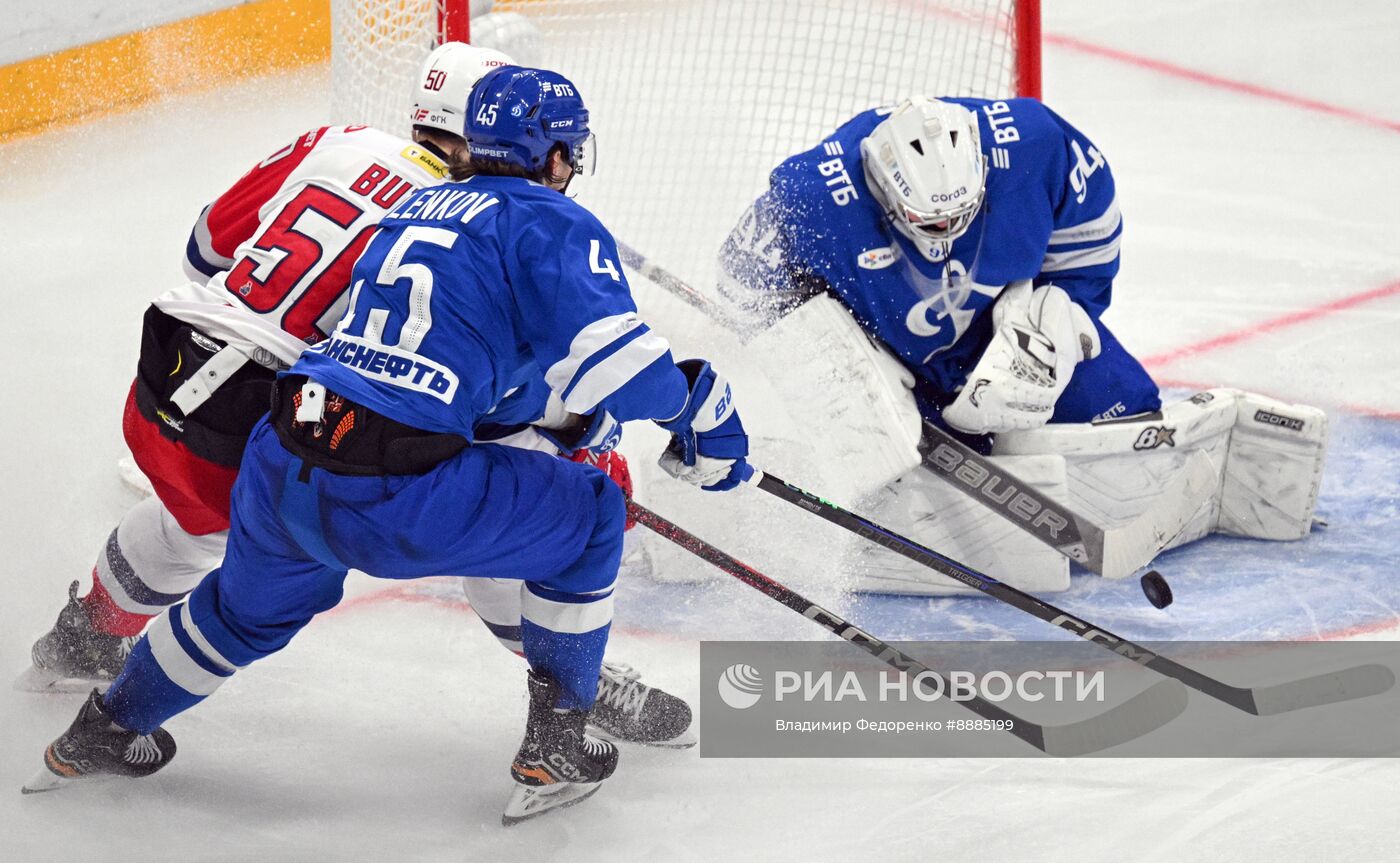 Хоккей. КХЛ. Матч "Динамо М" - "Локомотив"