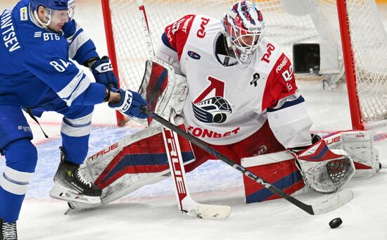 Хоккей. КХЛ. Матч "Динамо М" - "Локомотив"