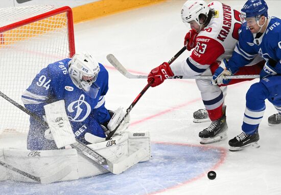 Хоккей. КХЛ. Матч "Динамо М" - "Локомотив"