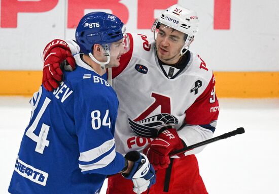 Хоккей. КХЛ. Матч "Динамо М" - "Локомотив"