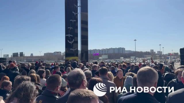 Открытие мемориала в память о жертвах теракта в "Крокус Сити Холле"