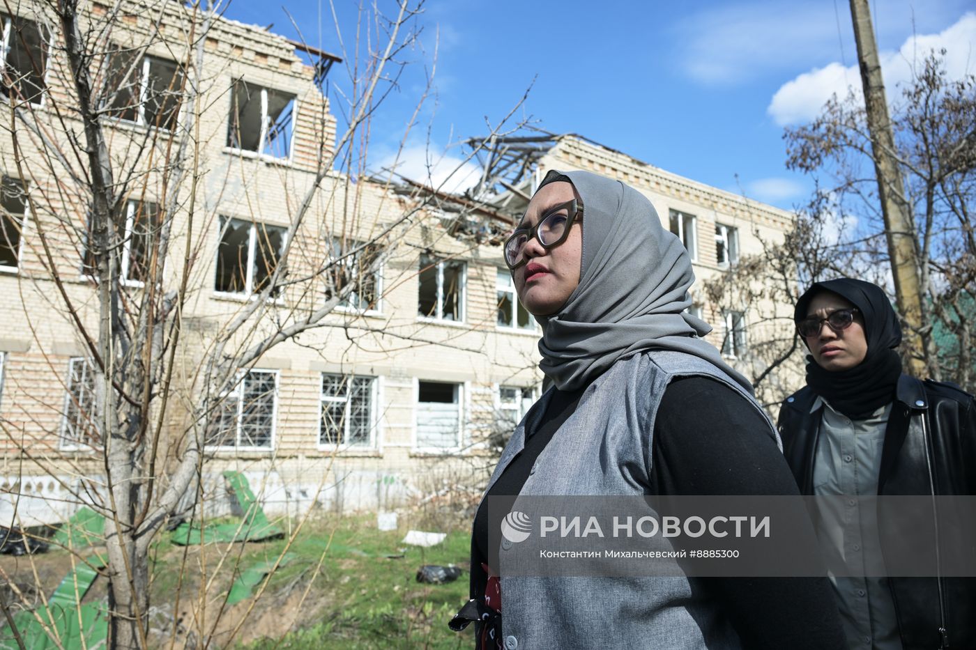 Иностранные журналисты посетили Запорожскую область и зафиксировали последствия обстрелов