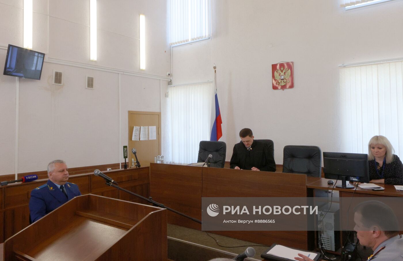 Заседание суда по УДО актера М. Ефремова