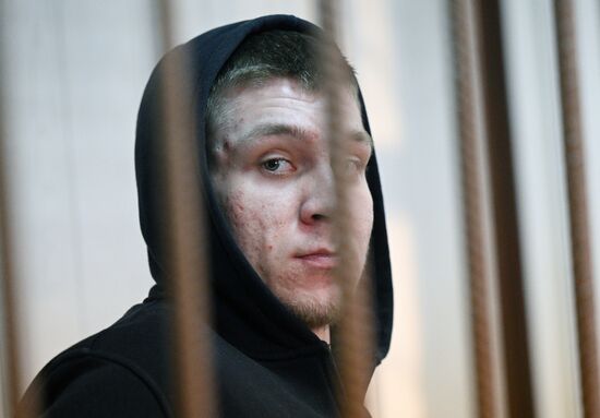 Заседание суда по делу о мошенничестве с квартирой Л. Долиной