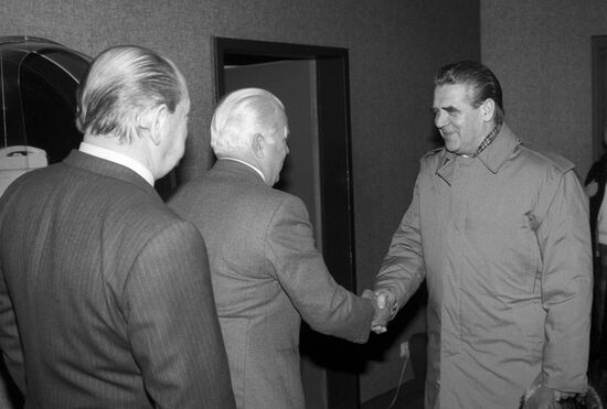 XXVII съезд КПСС