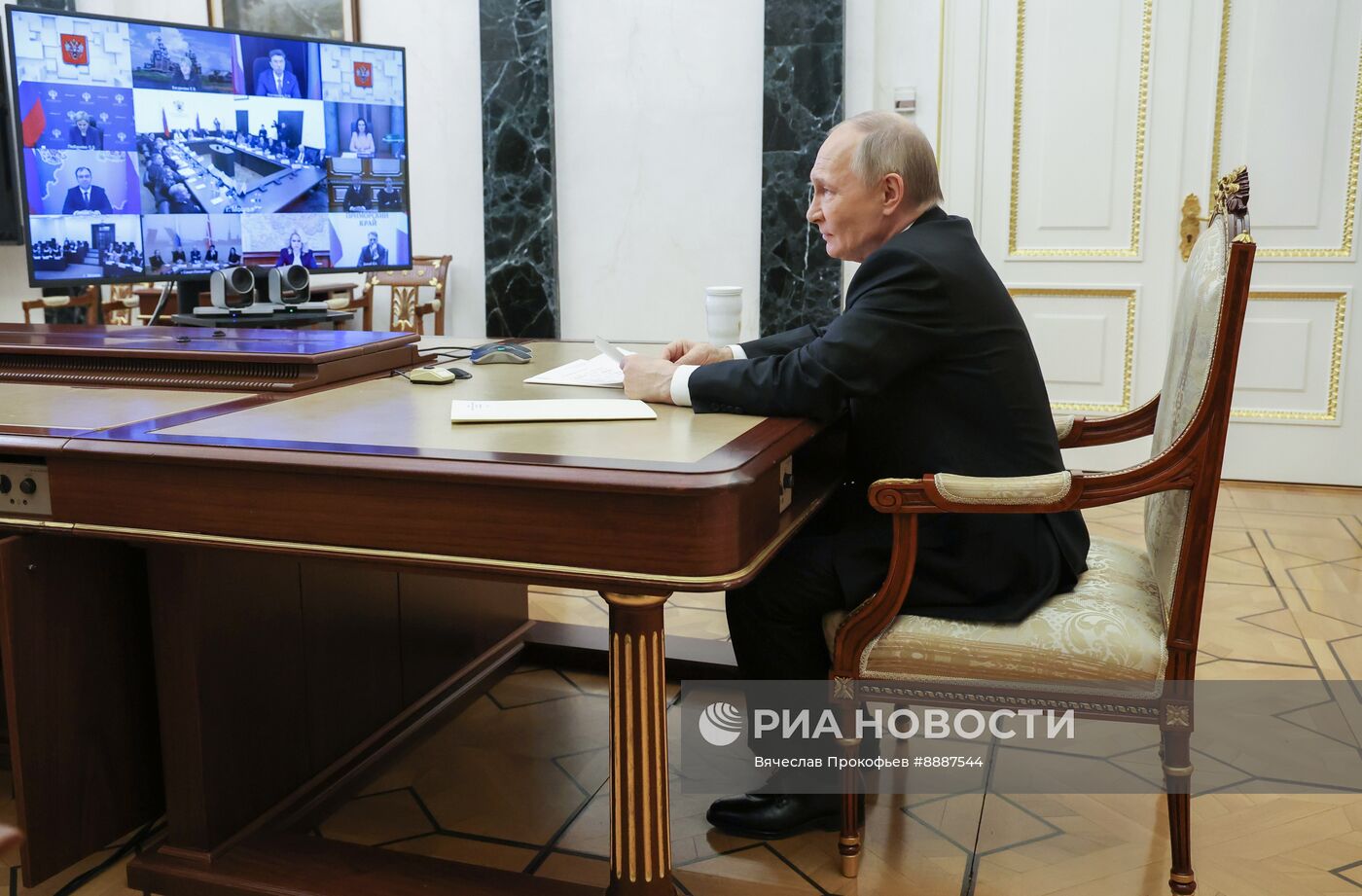 Президент Владимир Путин провел заседание Совета по культуре и искусству