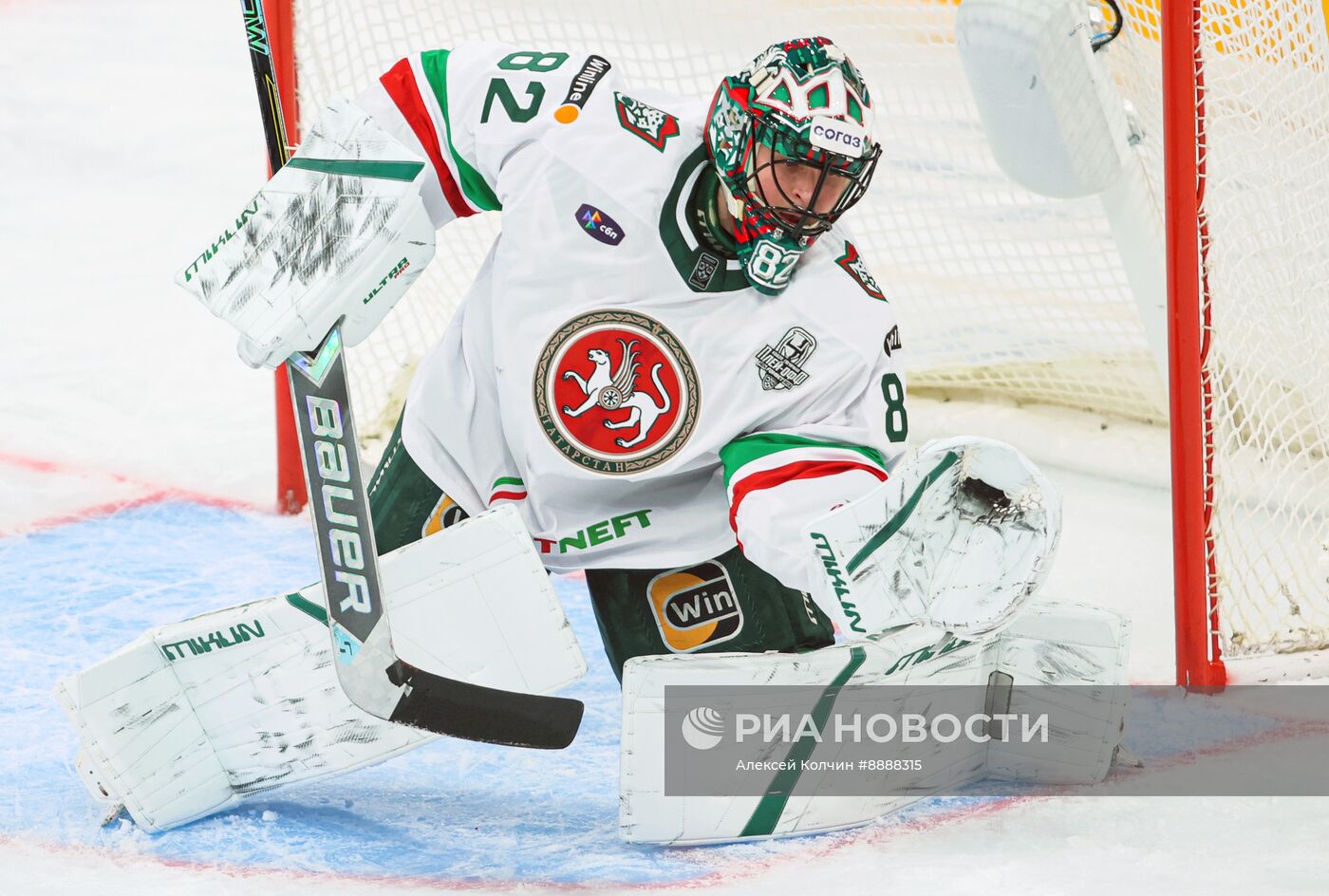 Хоккей. КХЛ. Матч "Автомобилист" - "Ак Барс"