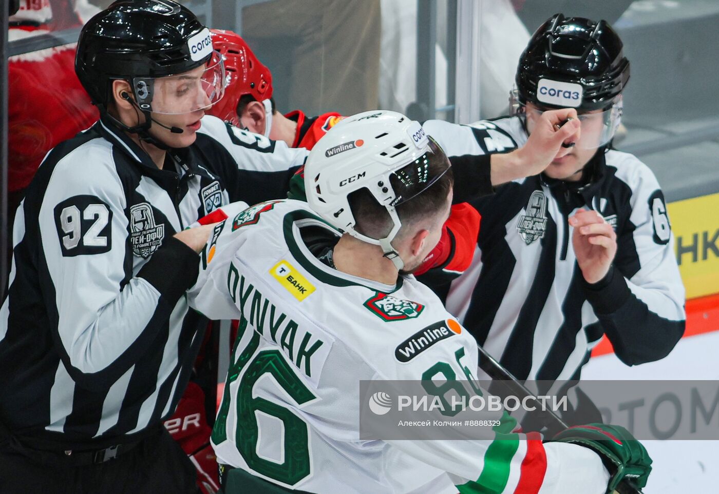 Хоккей. КХЛ. Матч "Автомобилист" - "Ак Барс"