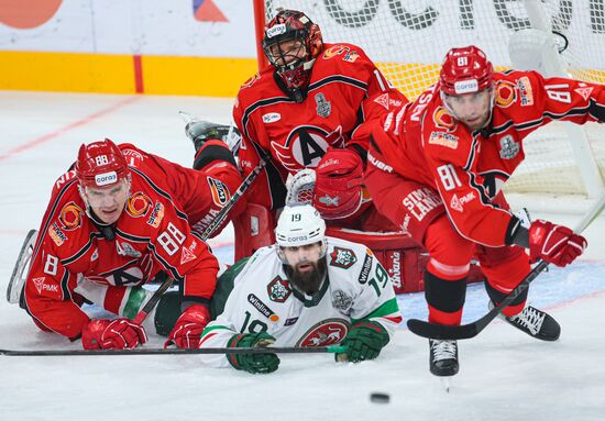 Хоккей. КХЛ. Матч "Автомобилист" - "Ак Барс"