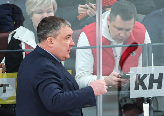 Хоккей. КХЛ. Матч "Автомобилист" - "Ак Барс"