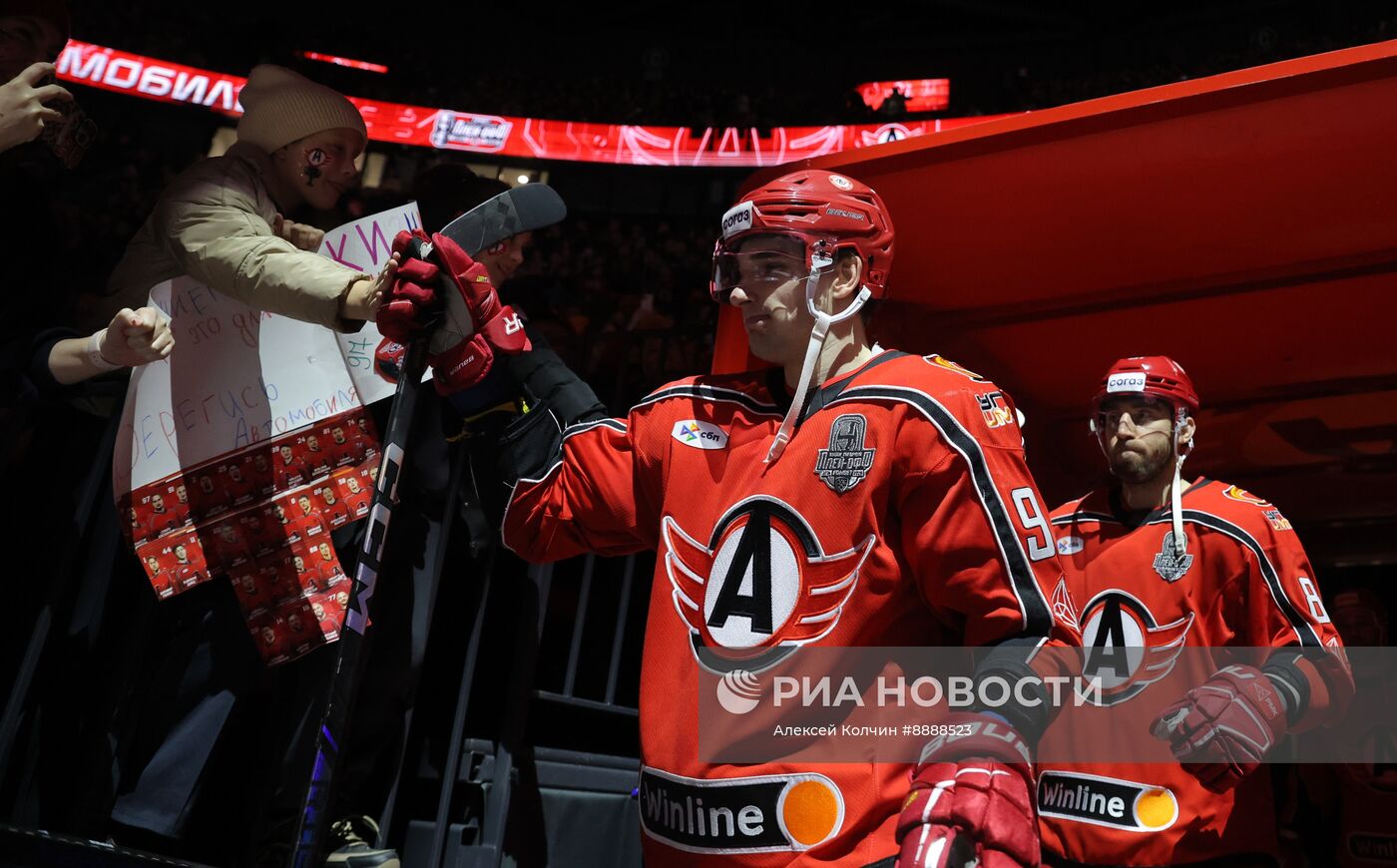 Хоккей. КХЛ. Матч "Автомобилист" - "Ак Барс"