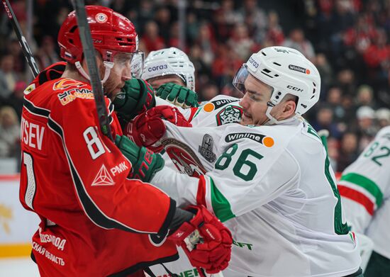 Хоккей. КХЛ. Матч "Автомобилист" - "Ак Барс"