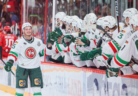 Хоккей. КХЛ. Матч "Автомобилист" - "Ак Барс"