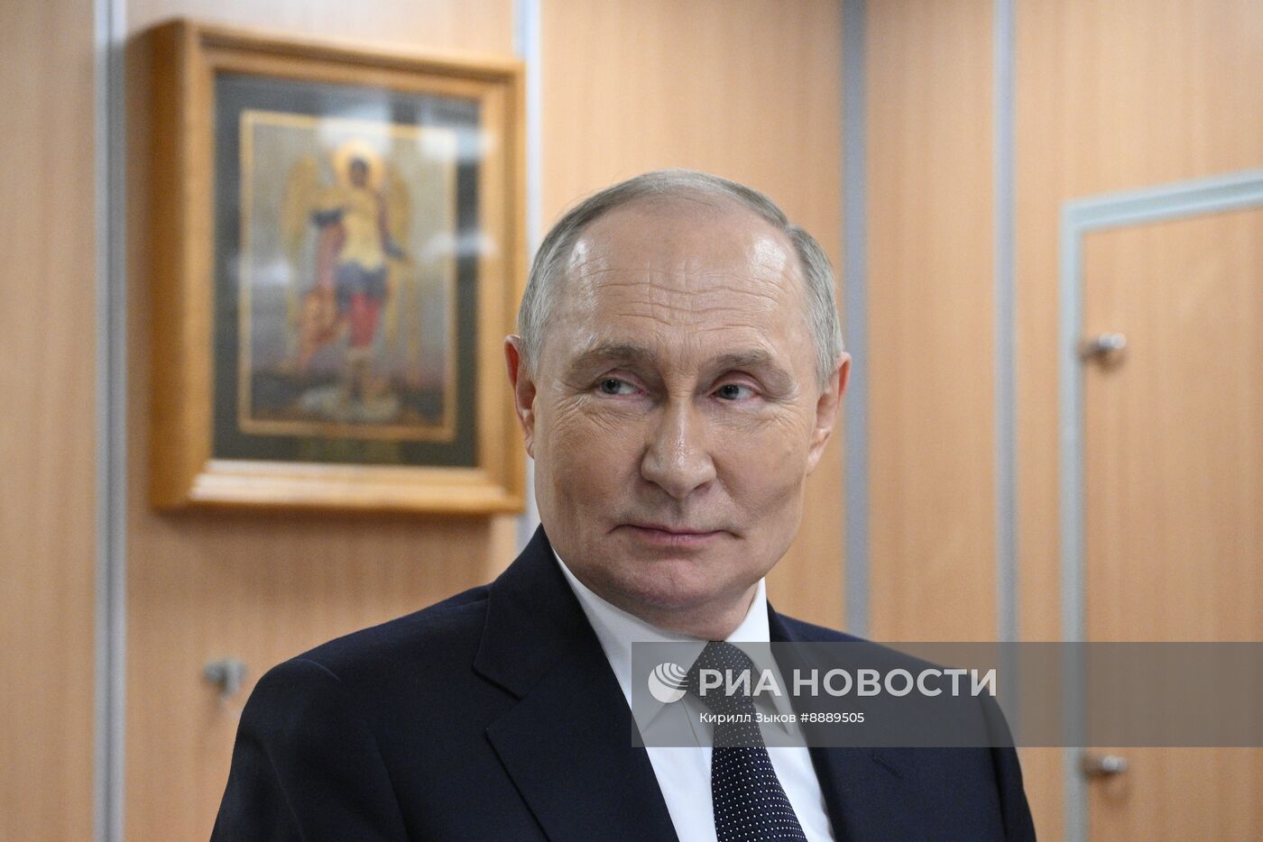Рабочая поездка президента Владимира Путина в Мурманск