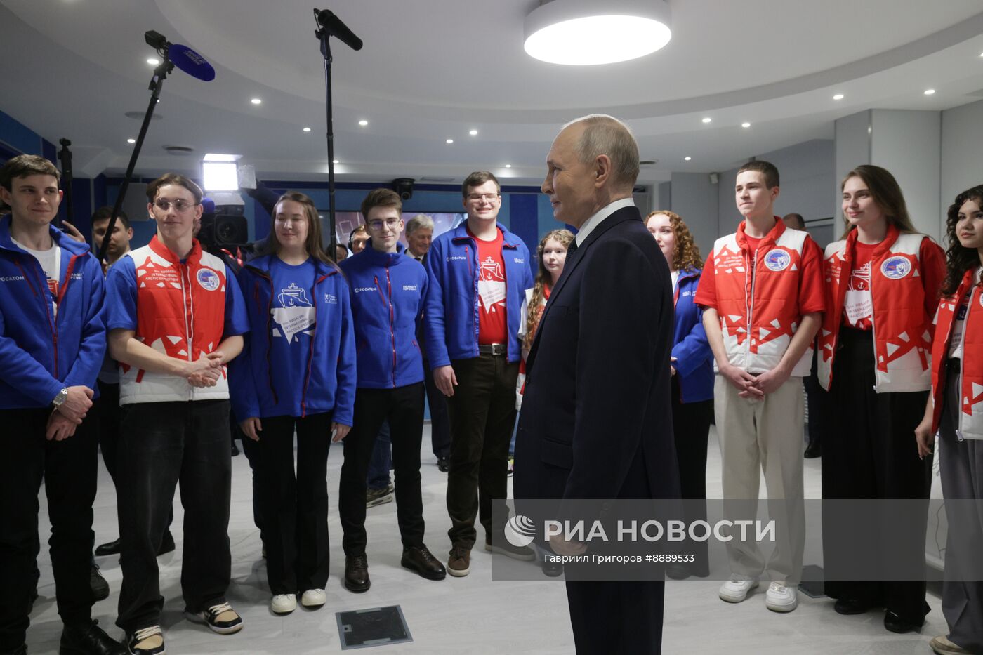 Рабочая поездка президента Владимира Путина в Мурманск