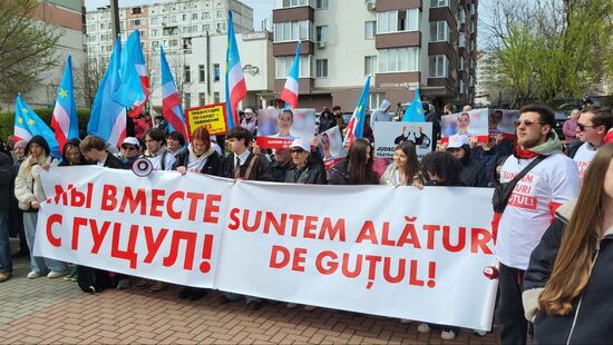 Судебное заседание по делу главы Гагаузии Е. Гуцул