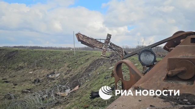 Сапер: "ВСУ, отступая из поселка Погребки, разбросали американские мины"