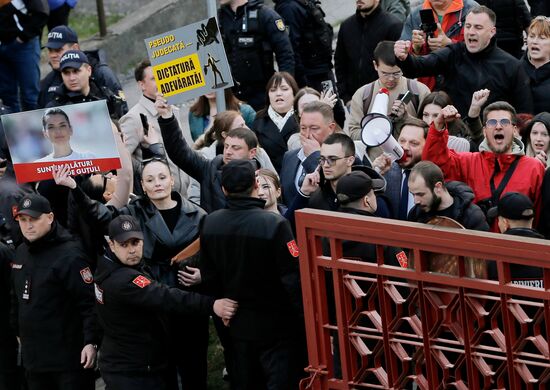 Судебное заседание по делу главы Гагаузии Е. Гуцул