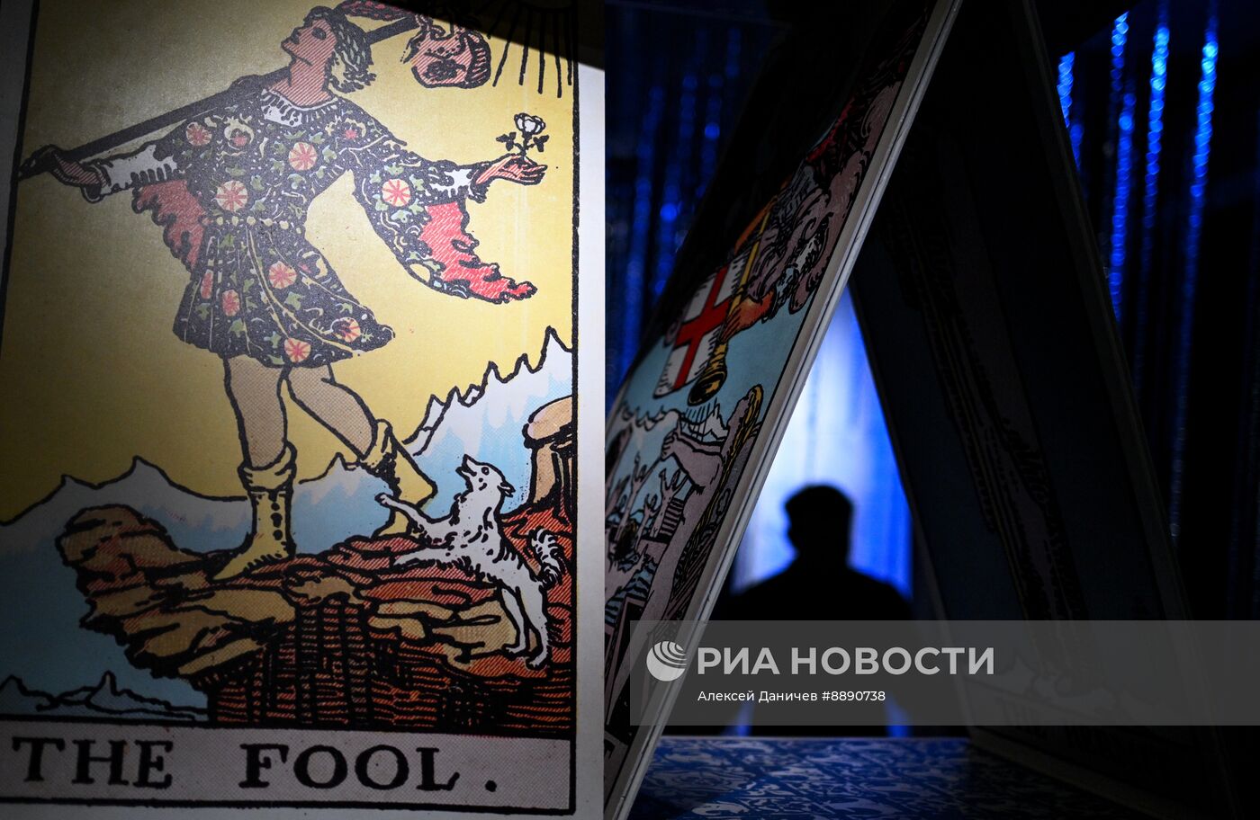 Выставка "Деяния женщин" в Санкт-Петербурге