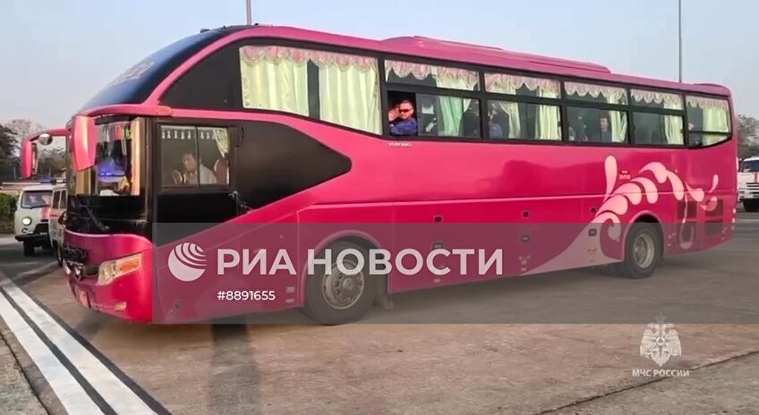 МЧС России ликвидирует последствия землетрясения в Мьянме