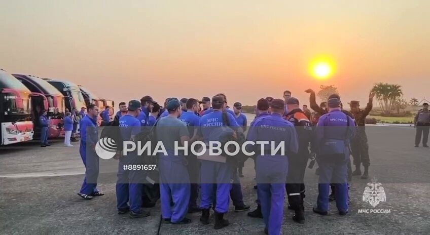 МЧС России ликвидирует последствия землетрясения в Мьянме