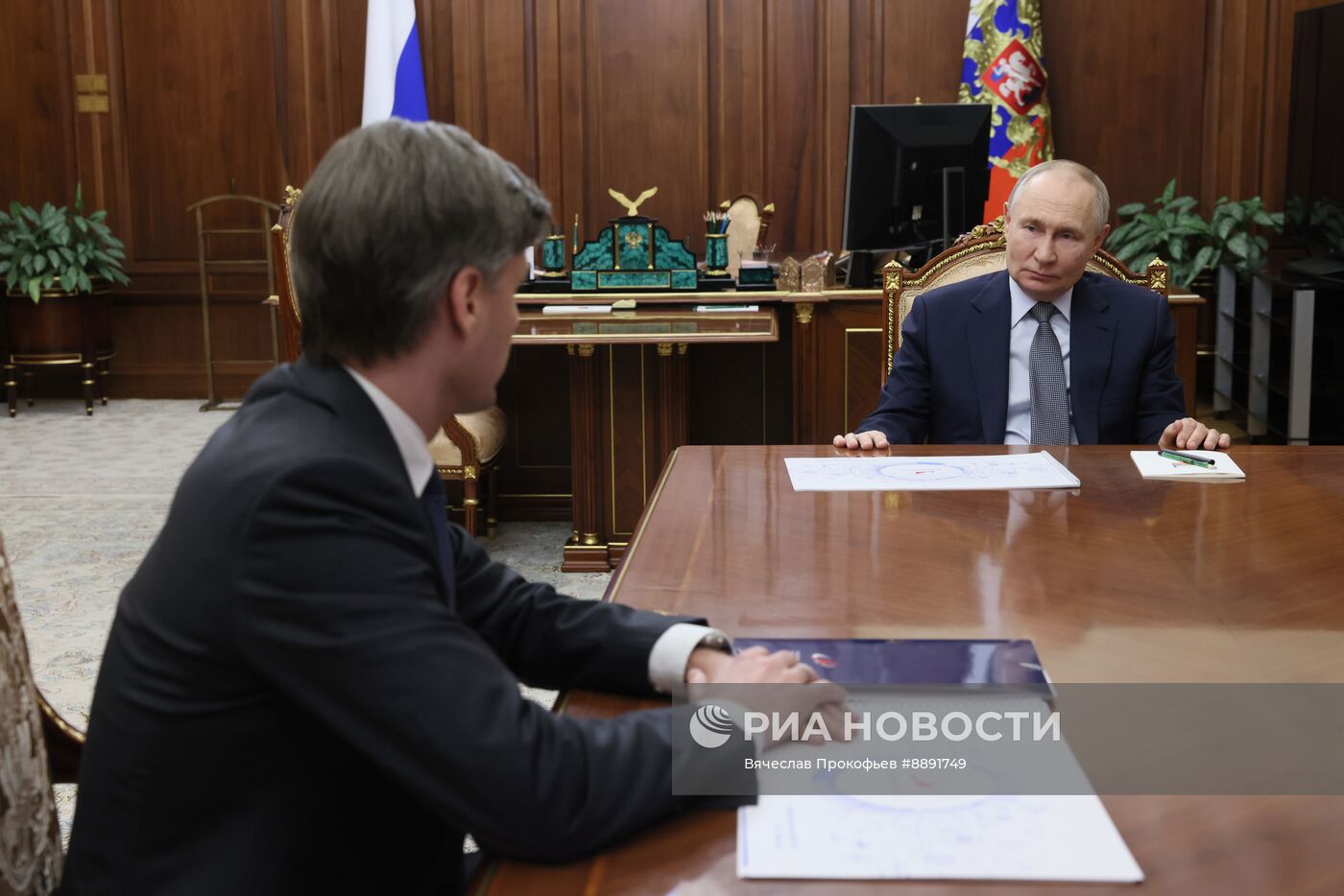 Президент Владимир Путин встретился с генеральным директором "Роскосмоса" Дмитрием Бакановым