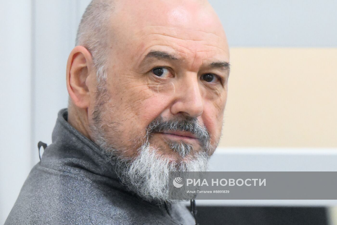 Суд по делу экс-начальника управления связи ВС РФ