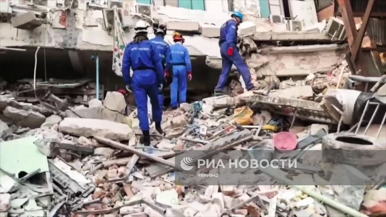 МЧС России ликвидируют последствия землетрясения в Мьянме