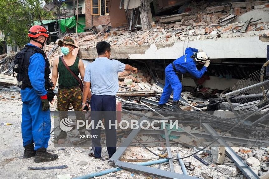 МЧС России ликвидирует последствия землетрясения в Мьянме