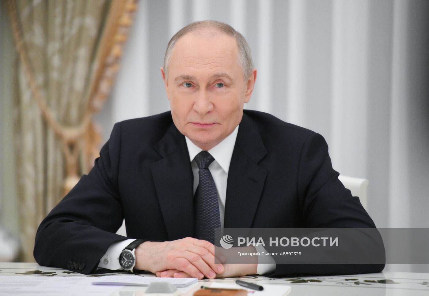 Встреча президента Владимира Путина с главой МИД КНР Ваном И