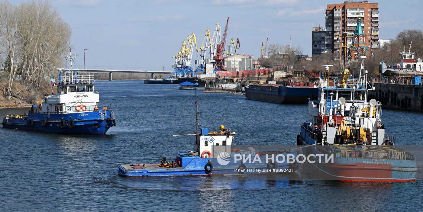 Подготовка к летней речной навигации в Красноярске