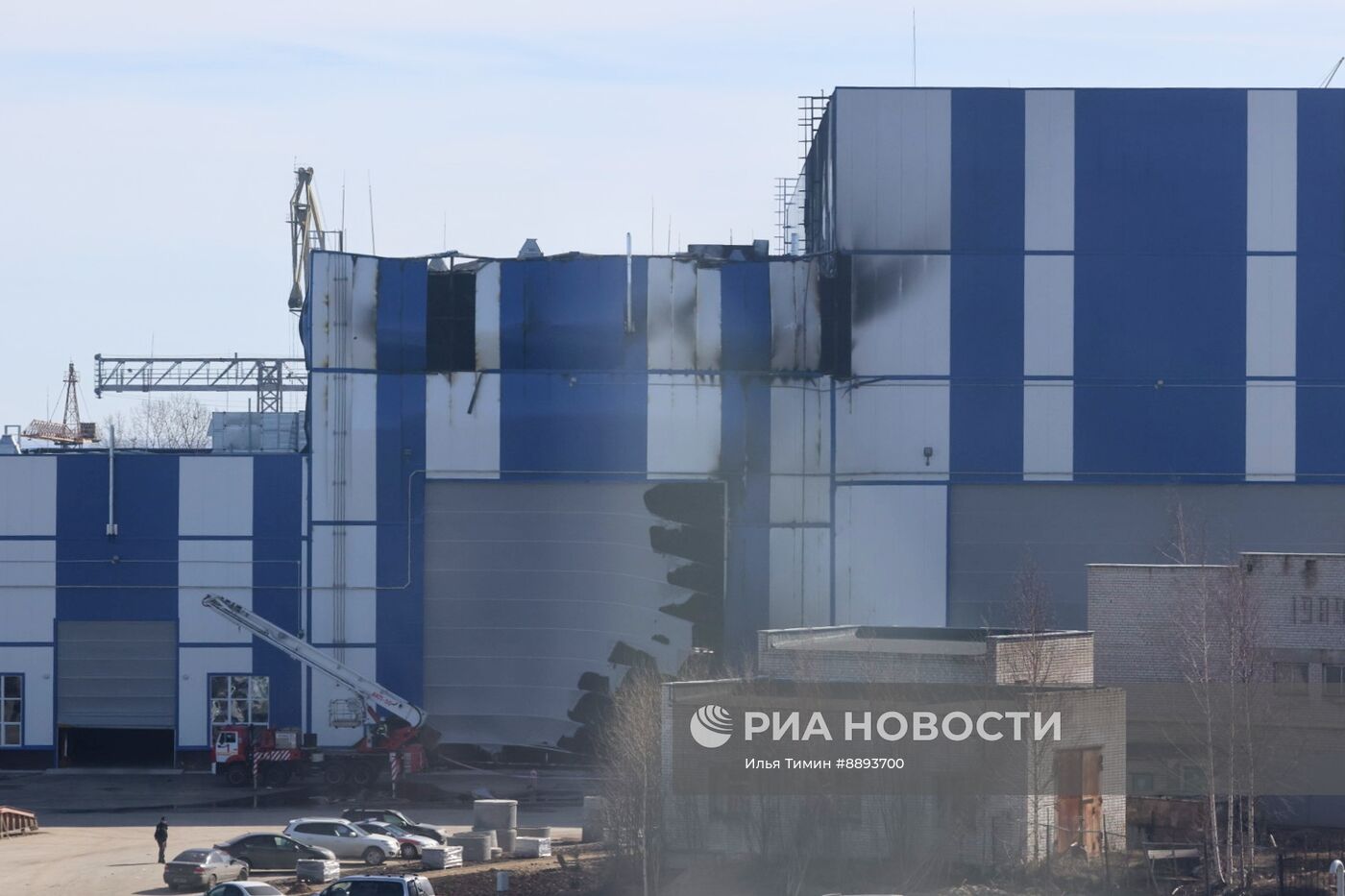 Последствия пожара на предприятии "Онежский судостроительный завод" в Петрозаводске