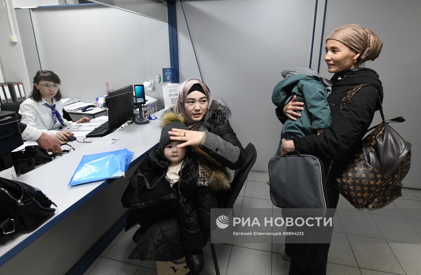 Выдача разрешения на работу в России иностранным гражданам