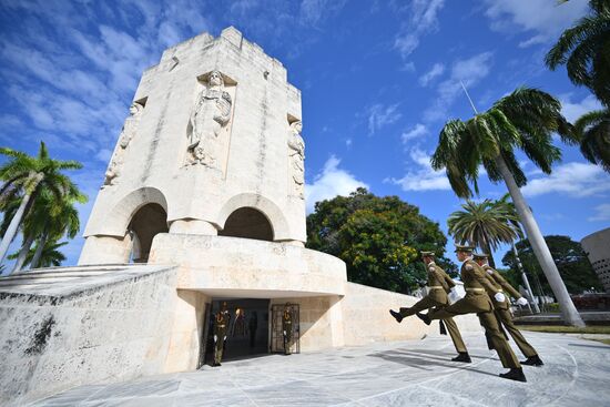 Визит заместителя председателя правительства РФ Д. Чернышенко на Кубу