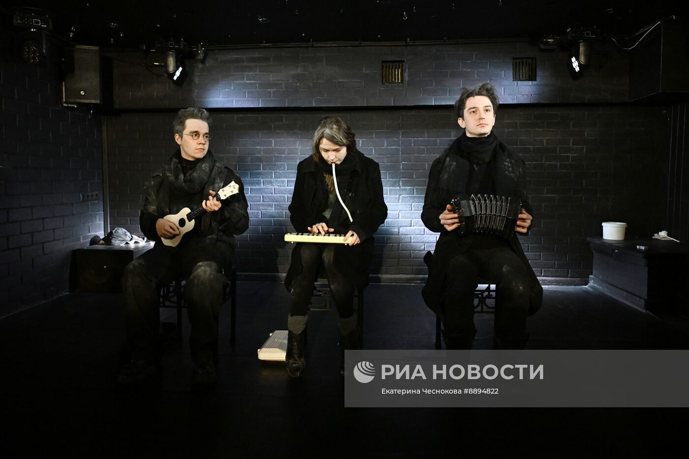 Спектакль "Мой бедный Марат" в театре на Юго-Западе 